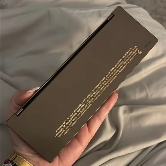 Urban Decay Naked Wild West Eyeshadow Palette - Picture 2 of 4